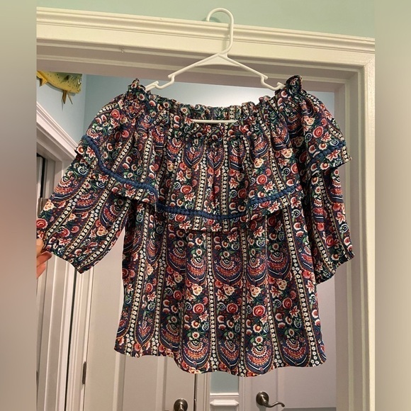 week& Tops - Week& Peasant Style Floral Womens Off shoulder Blouse